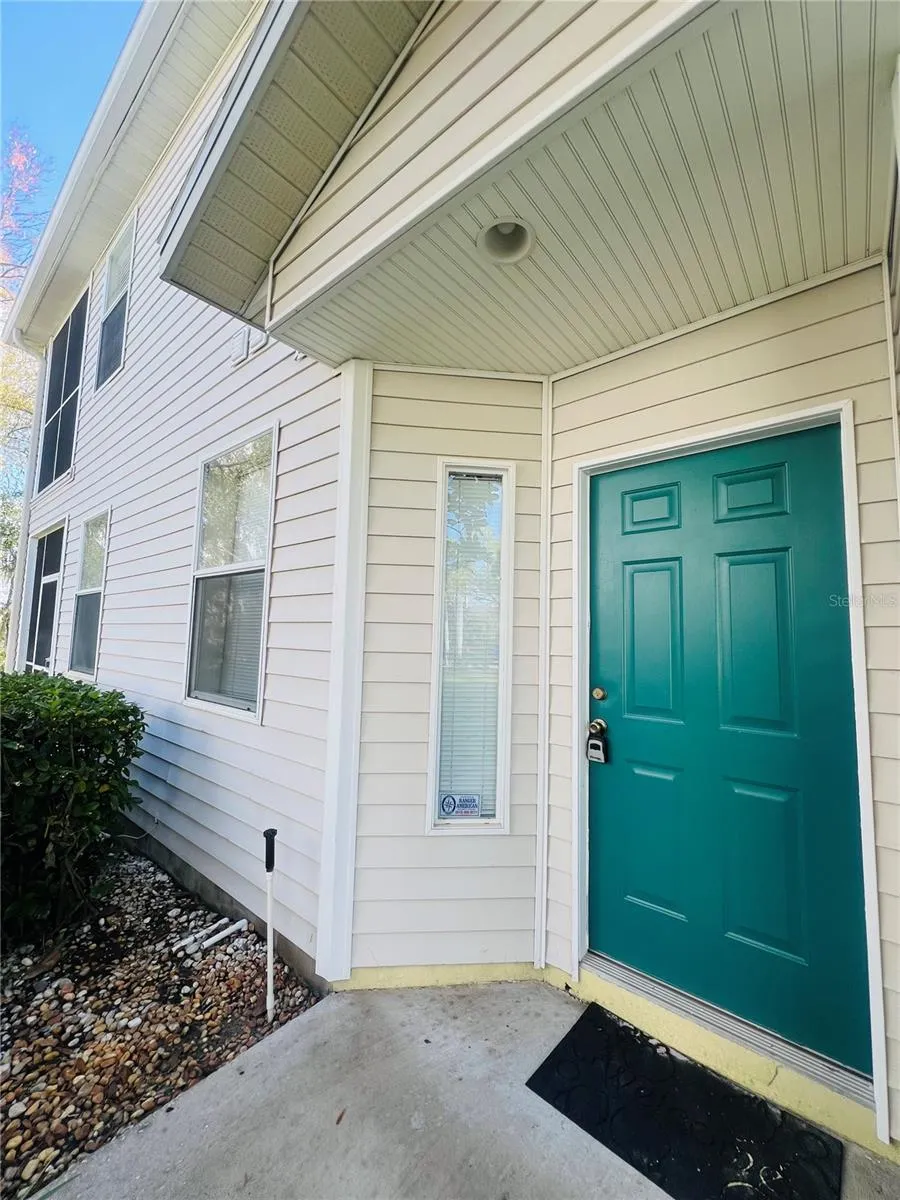 1920 HERON COVE DRIVE #1920 Lutz, FL 33549