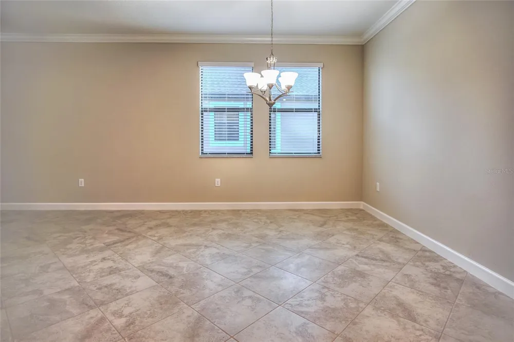 1212 MONTGOMERY BELL ROAD Wesley Chapel, FL 33543