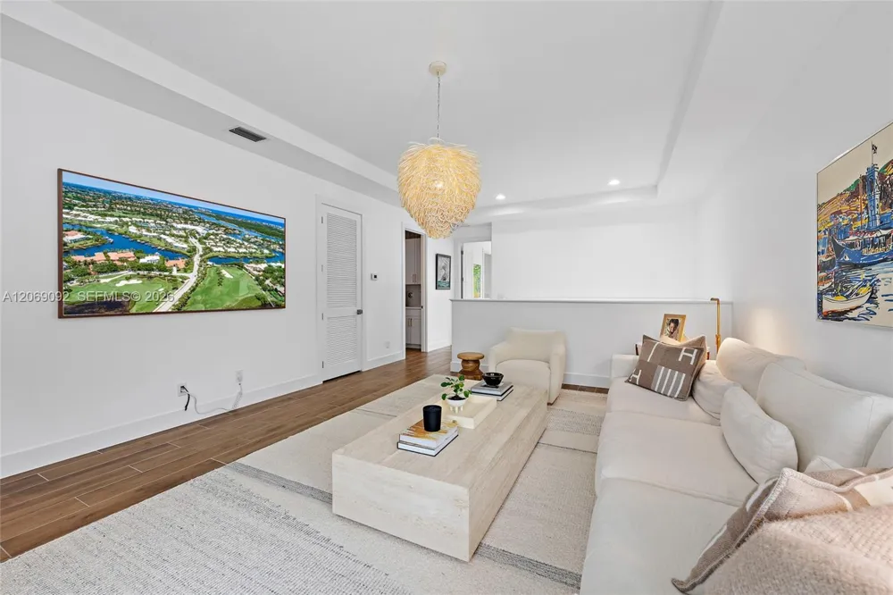 13558 Artisan Cir Palm Beach Gardens, FL 33418