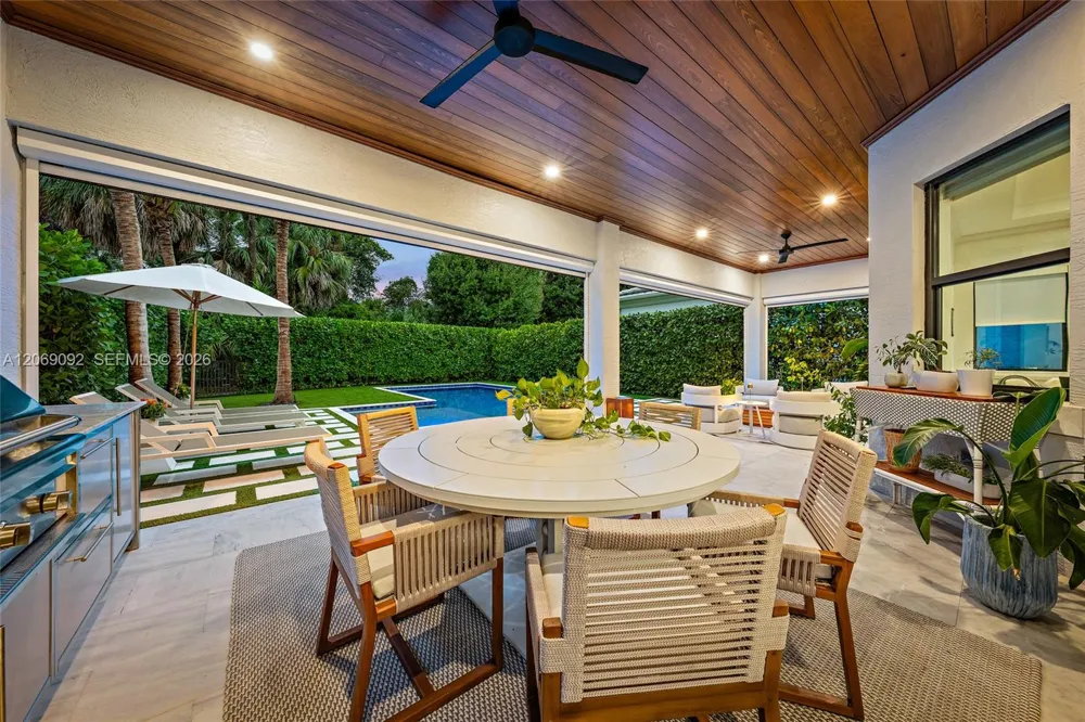 13558 Artisan Cir Palm Beach Gardens, FL 33418
