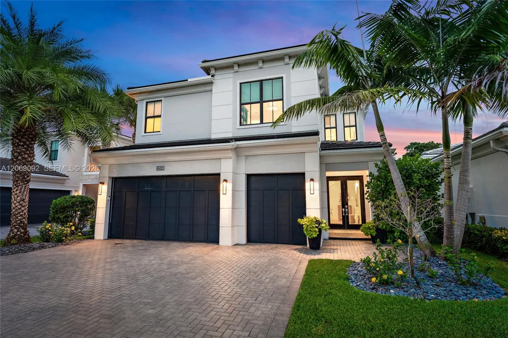 13558 Artisan Cir Palm Beach Gardens, FL 33418