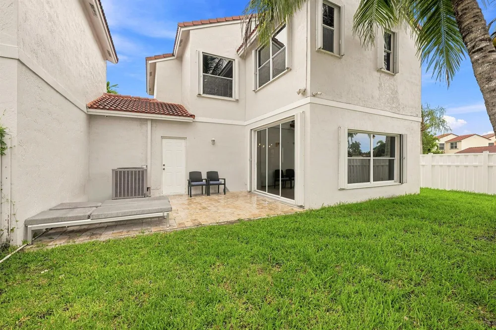 1115 SW 180TH TERRACE Pembroke Pines, FL 33029