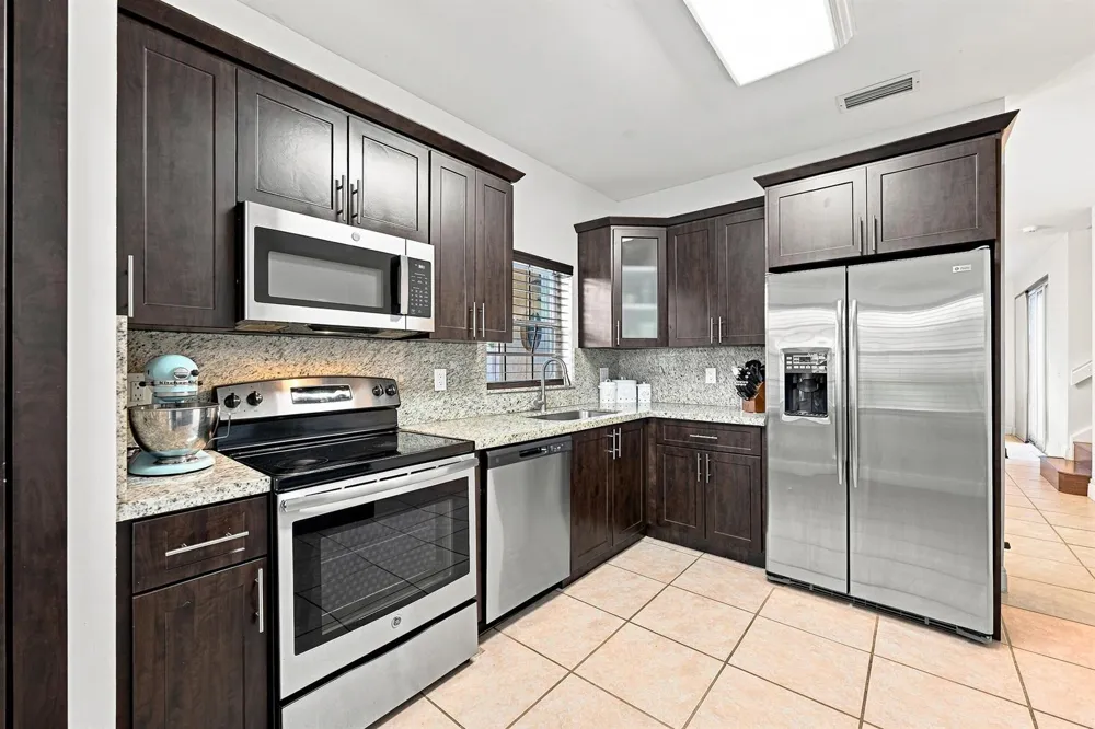 1115 SW 180TH TERRACE Pembroke Pines, FL 33029