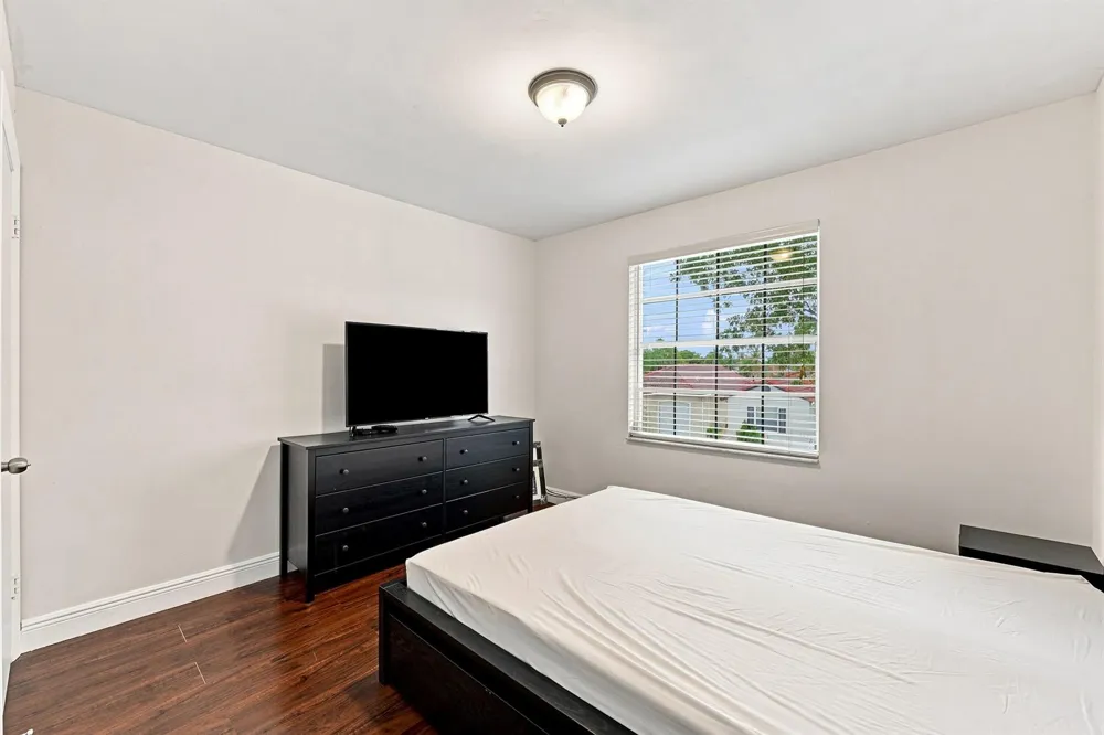 1115 SW 180TH TERRACE Pembroke Pines, FL 33029