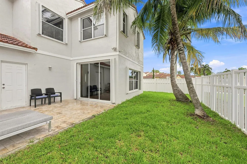 1115 SW 180TH TERRACE Pembroke Pines, FL 33029