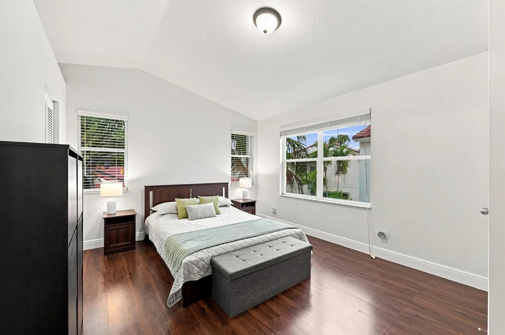1115 SW 180TH TERRACE Pembroke Pines, FL 33029