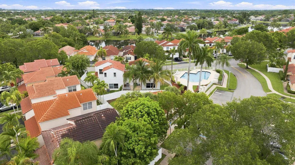 1115 SW 180TH TERRACE Pembroke Pines, FL 33029