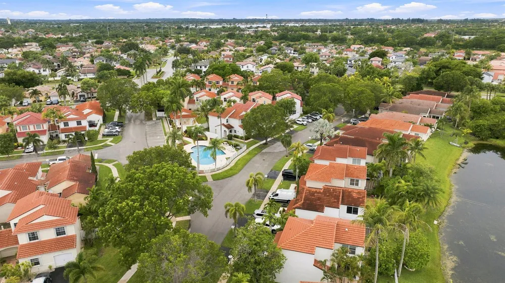 1115 SW 180TH TERRACE Pembroke Pines, FL 33029