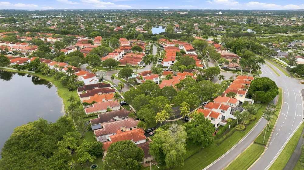 1115 SW 180TH TERRACE Pembroke Pines, FL 33029