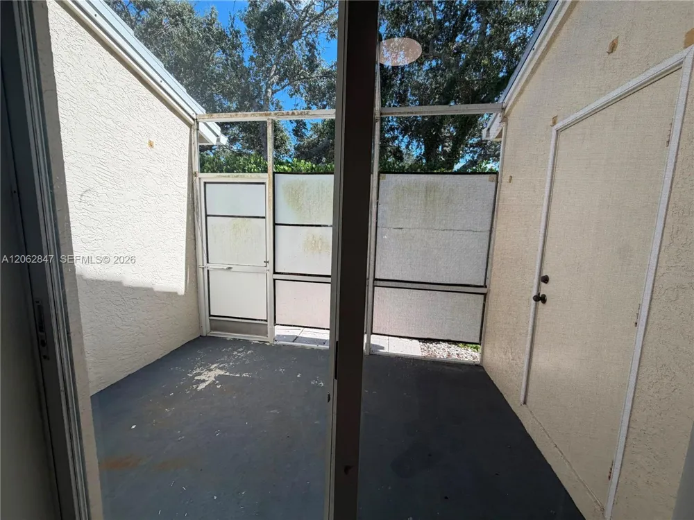 9820 NW 56th Pl #0 Coral Springs, FL 33076