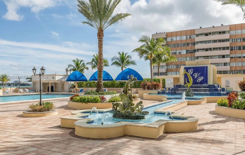 7601 E Treasure Dr #1924 North Bay Village, FL 33141
