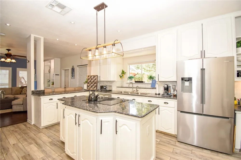 4505 Grand Lake Drive Corpus Christi, TX 78413