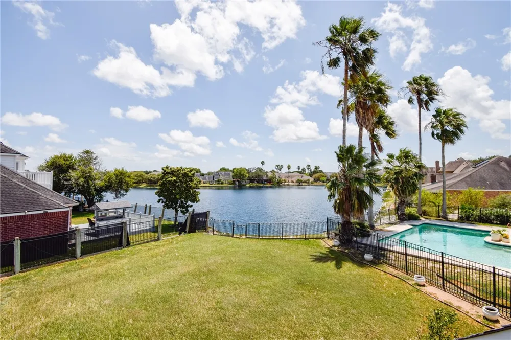 4505 Grand Lake Drive Corpus Christi, TX 78413