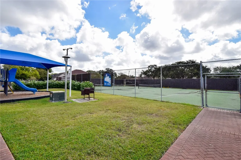 4505 Grand Lake Drive Corpus Christi, TX 78413