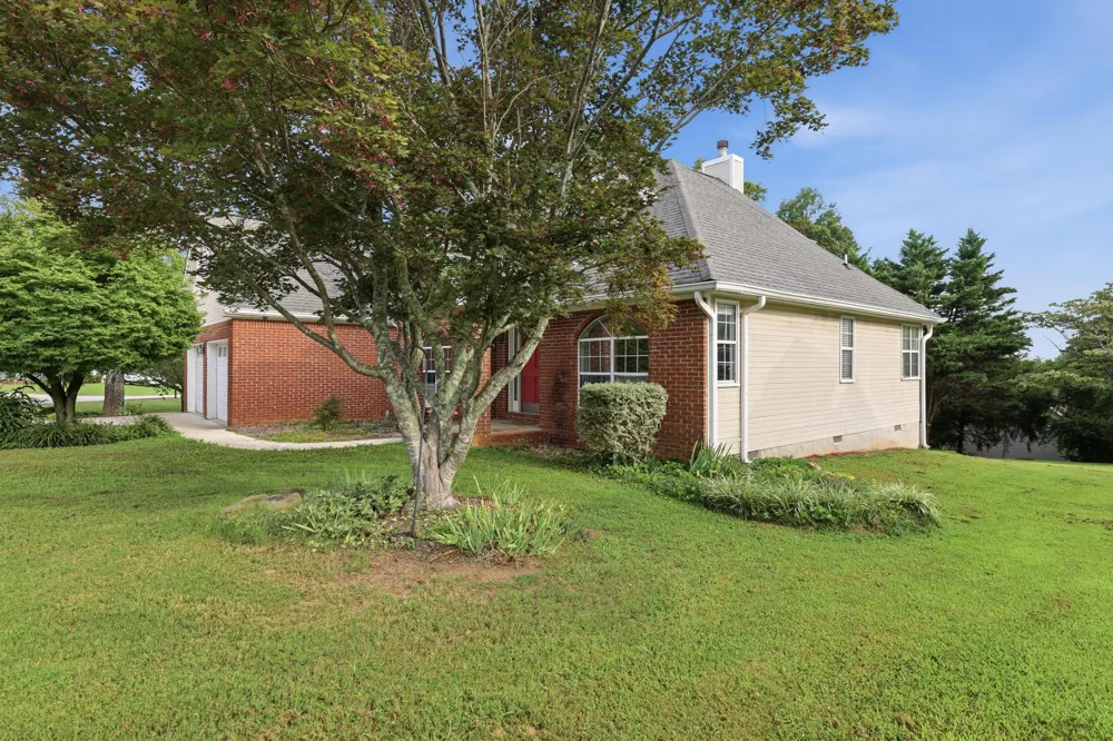 6713 Harvest Run Drive Harrison, TN 37341