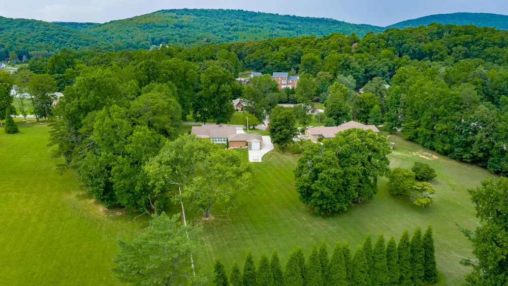 240 Horseshoe Circle Dayton, TN 37321
