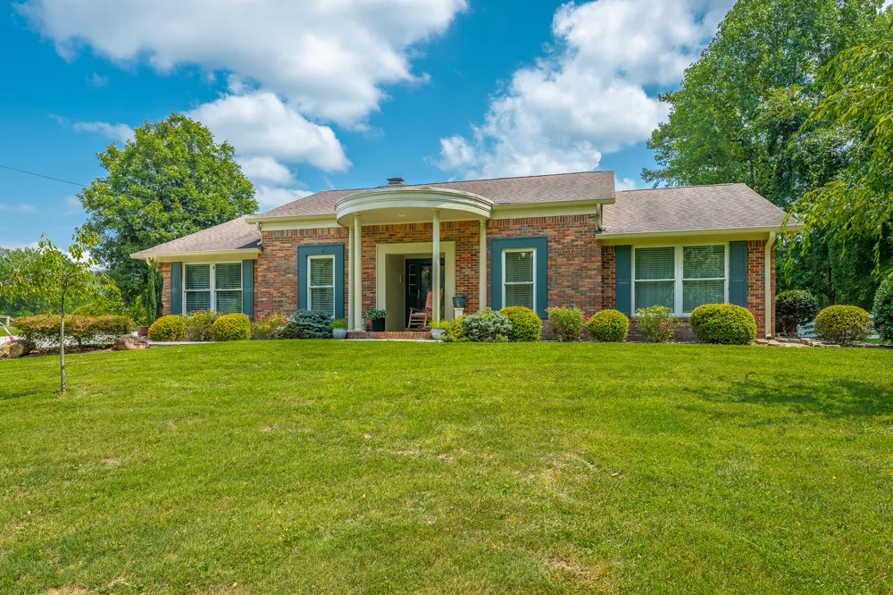 240 Horseshoe Circle Dayton, TN 37321