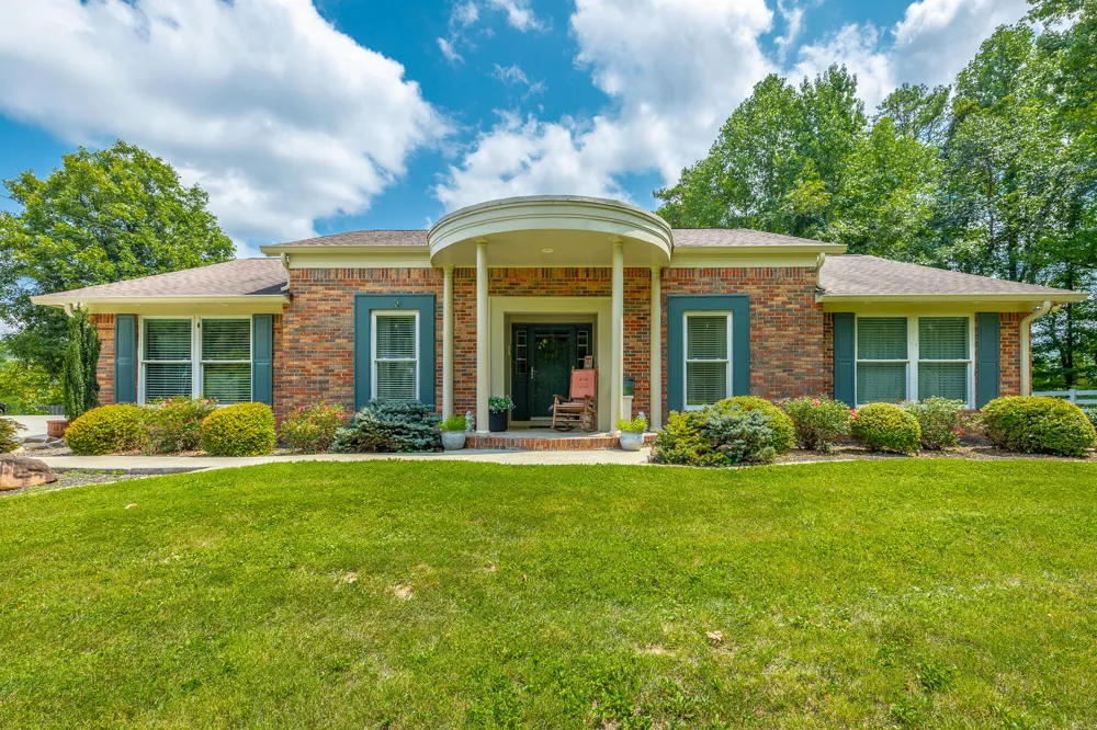 240 Horseshoe Circle Dayton, TN 37321