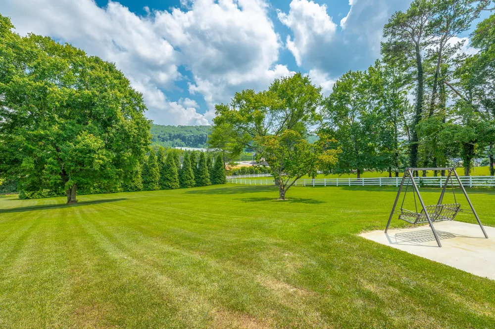 240 Horseshoe Circle Dayton, TN 37321