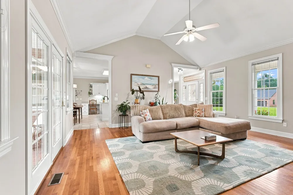 131 Maple Dr Woodbury, TN 37190