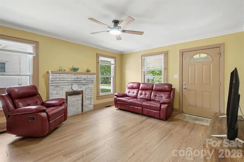 1104 Venus Street Kannapolis, NC 28083