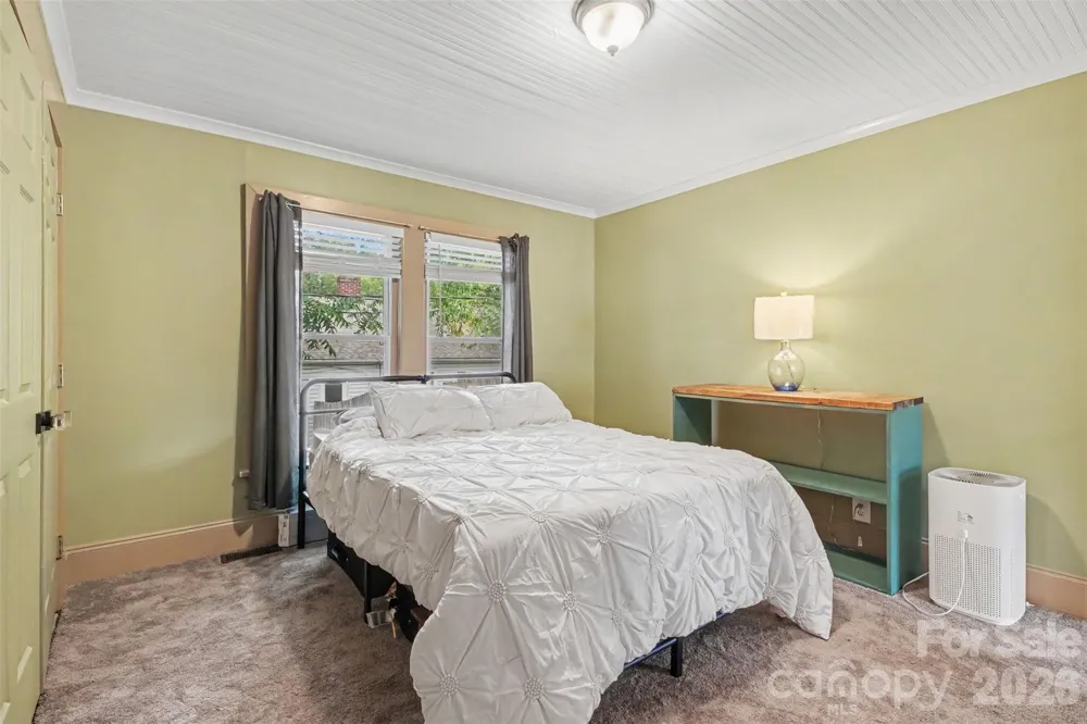 1104 Venus Street Kannapolis, NC 28083