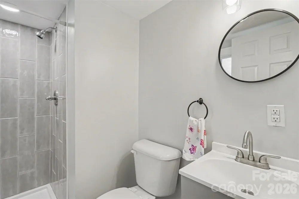 1104 Venus Street Kannapolis, NC 28083