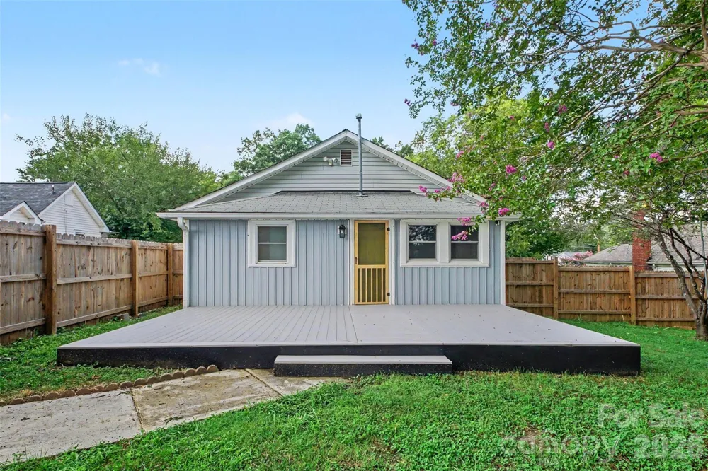 1104 Venus Street Kannapolis, NC 28083