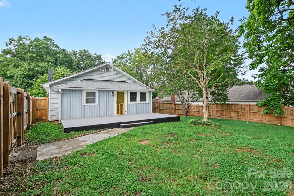 1104 Venus Street Kannapolis, NC 28083