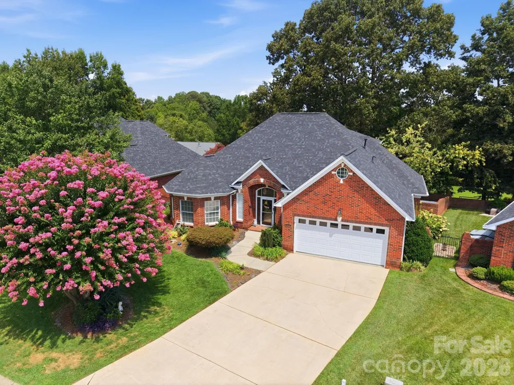 1511 Elkhart Circle Gastonia, NC 28054