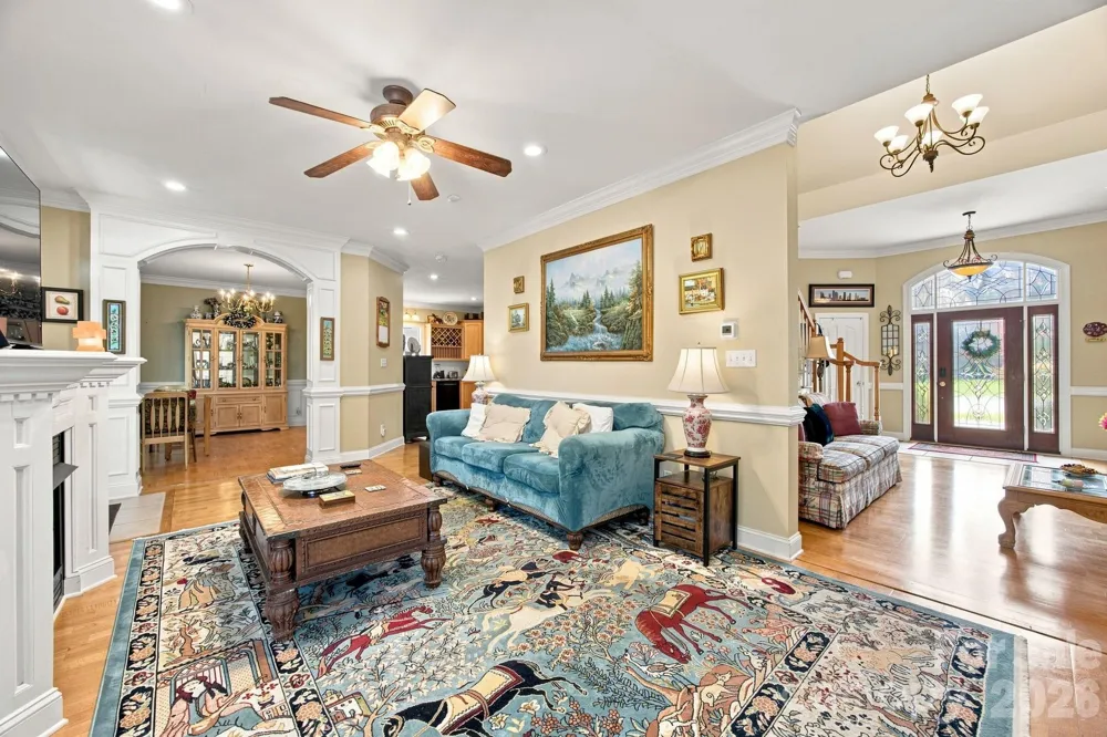1511 Elkhart Circle Gastonia, NC 28054