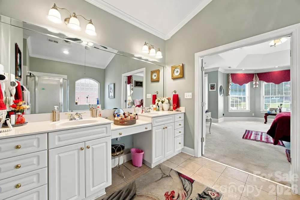1511 Elkhart Circle Gastonia, NC 28054