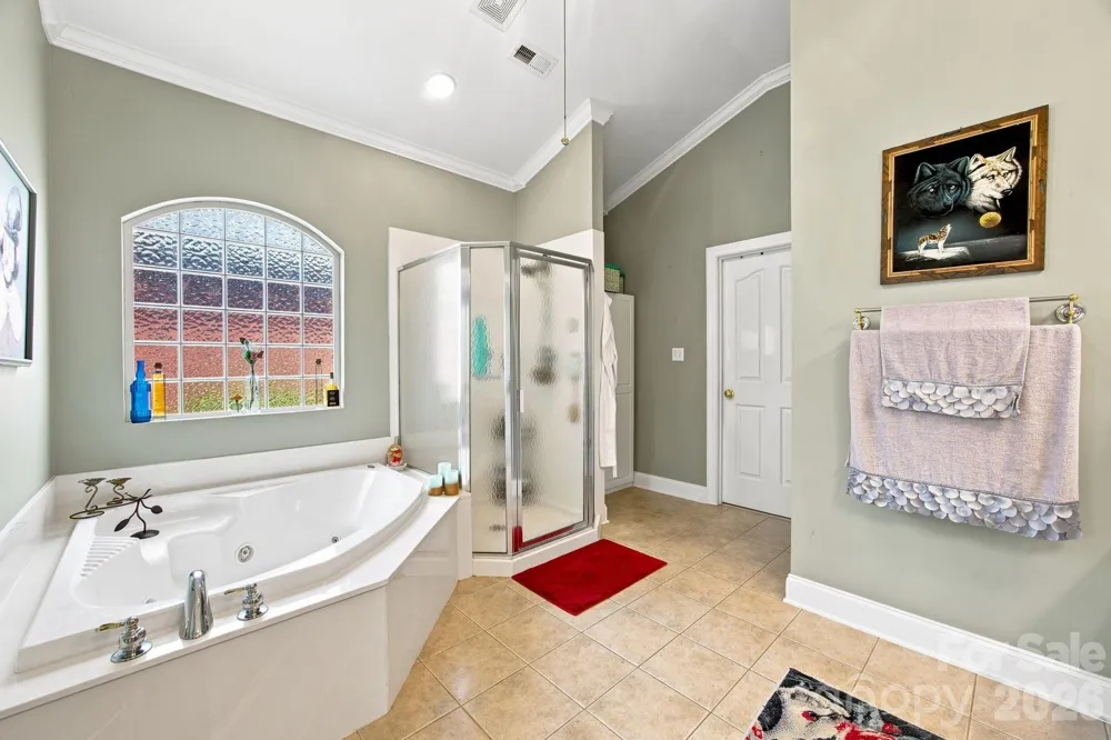1511 Elkhart Circle Gastonia, NC 28054