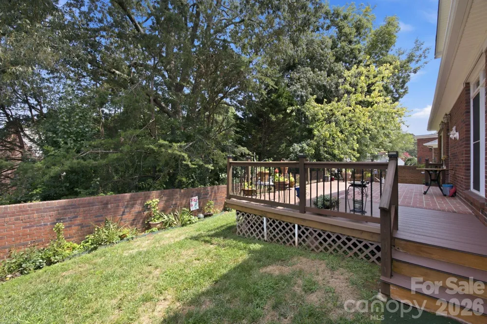 1511 Elkhart Circle Gastonia, NC 28054