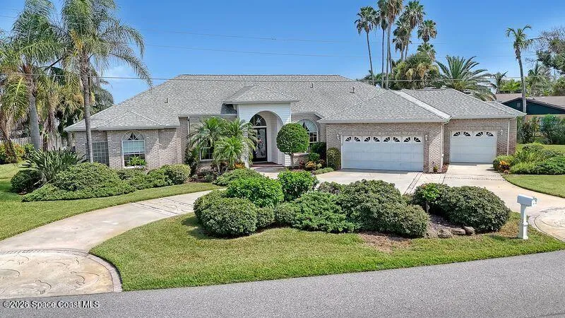 1530 Bay Shore Drive Cocoa Beach, FL 32931
