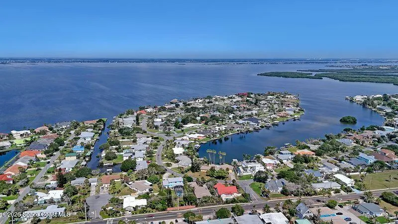 1530 Bay Shore Drive Cocoa Beach, FL 32931