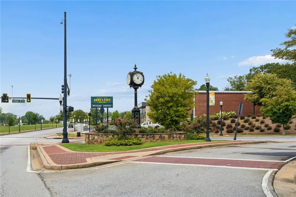 4855 College Street #7 Forest Park, GA 30297
