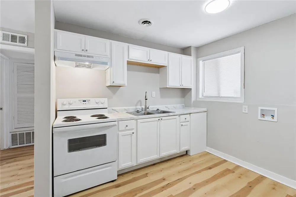 4855 College Street #7 Forest Park, GA 30297