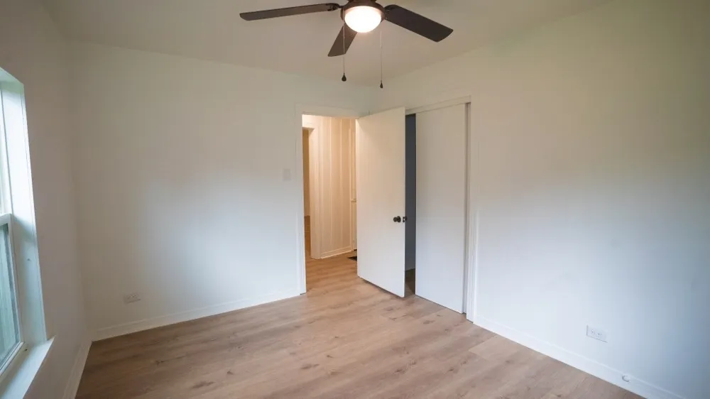 401 W Carolina Street Palestine, TX 75803