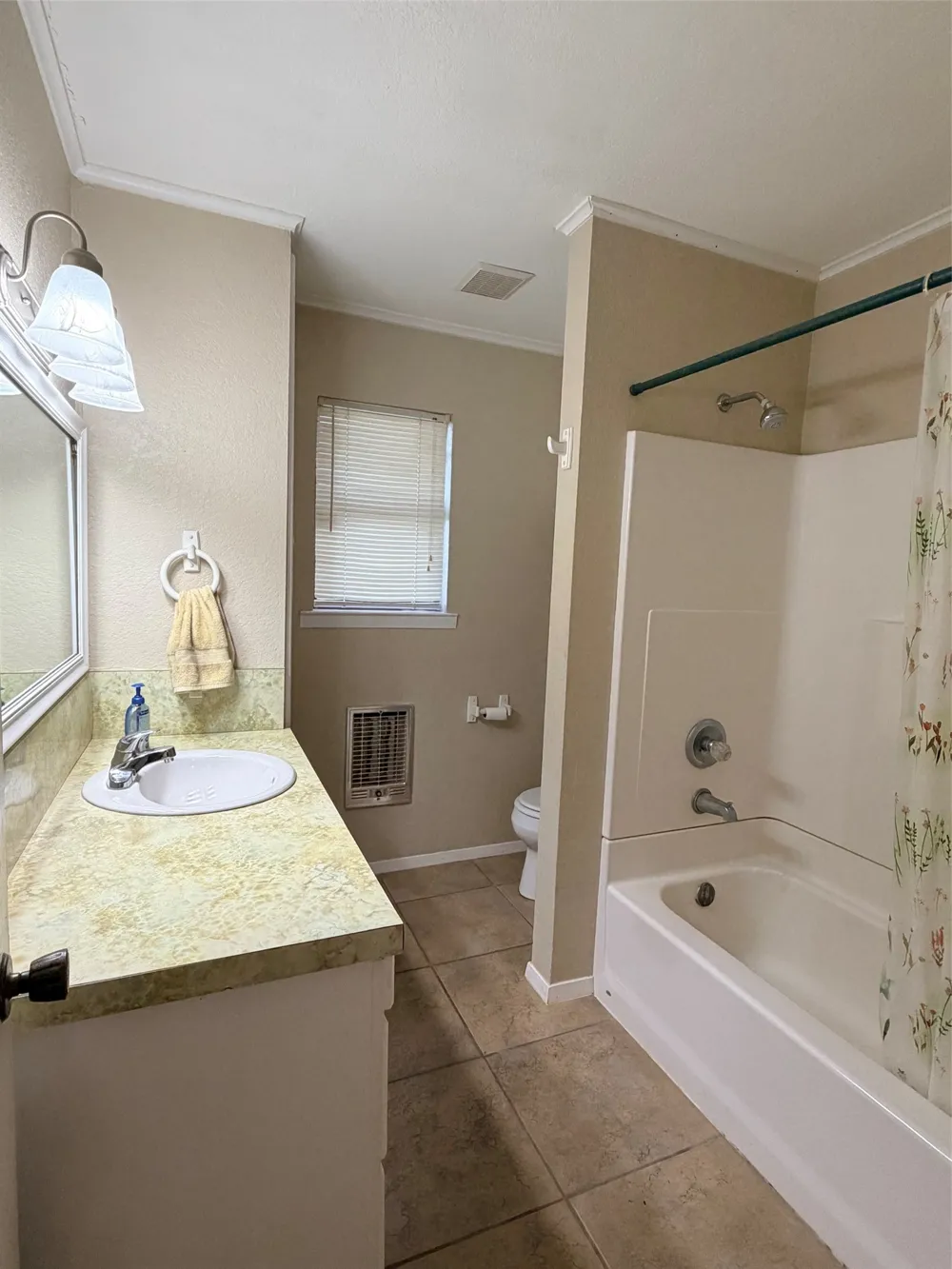 105 W Elm Street Gustine, TX 76455