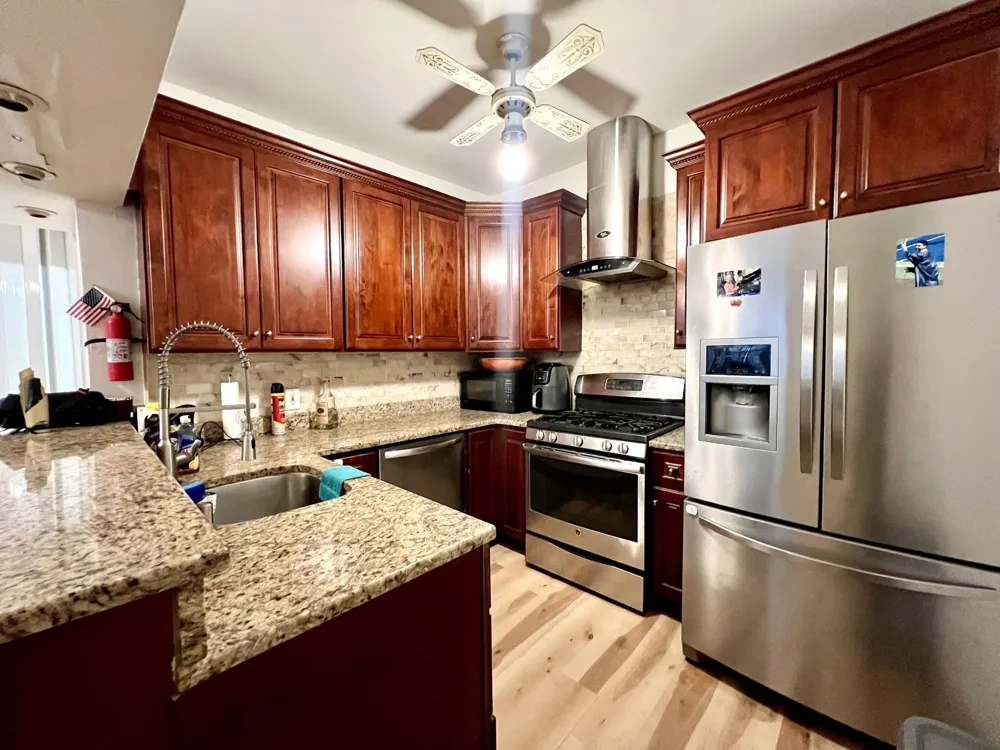 96 WEST 18TH ST Bayonne, NJ 07002