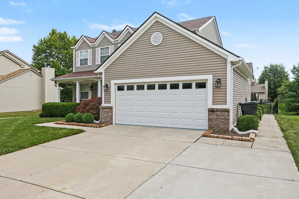 1362 Carston Lane Chelsea, MI 48118