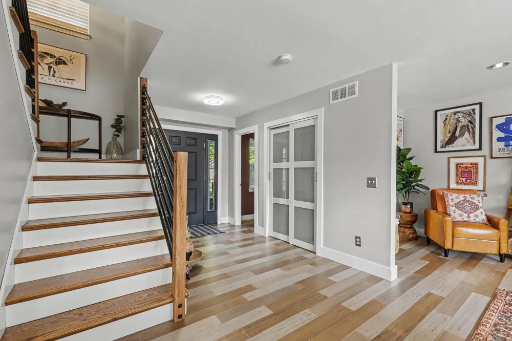 1362 Carston Lane Chelsea, MI 48118