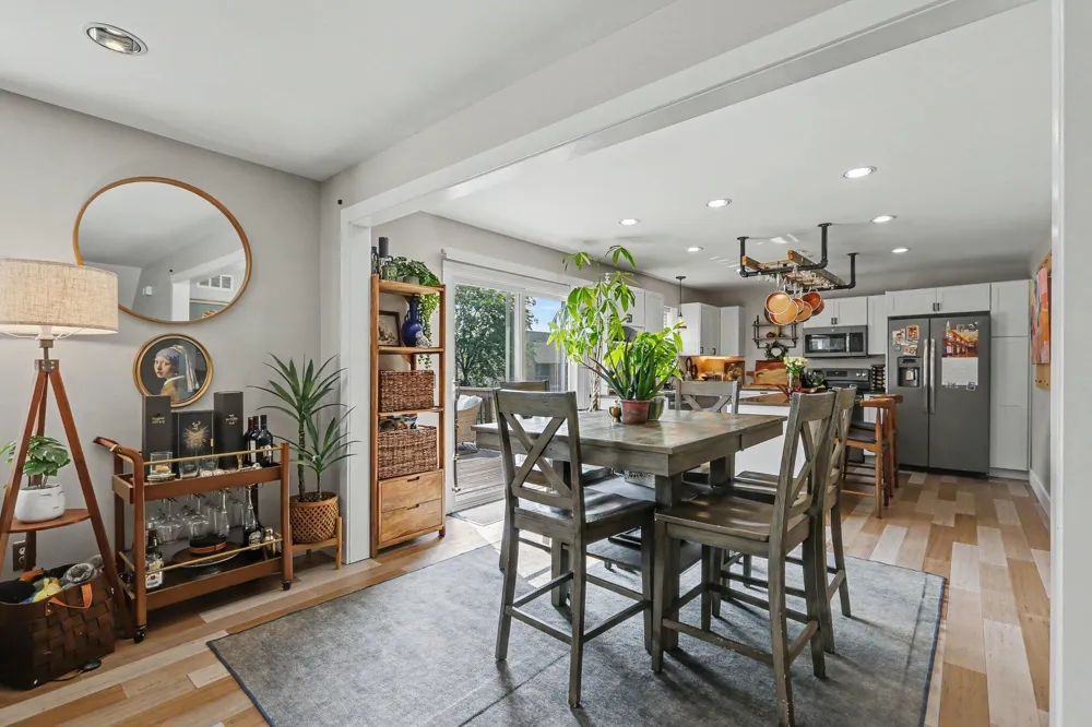 1362 Carston Lane Chelsea, MI 48118