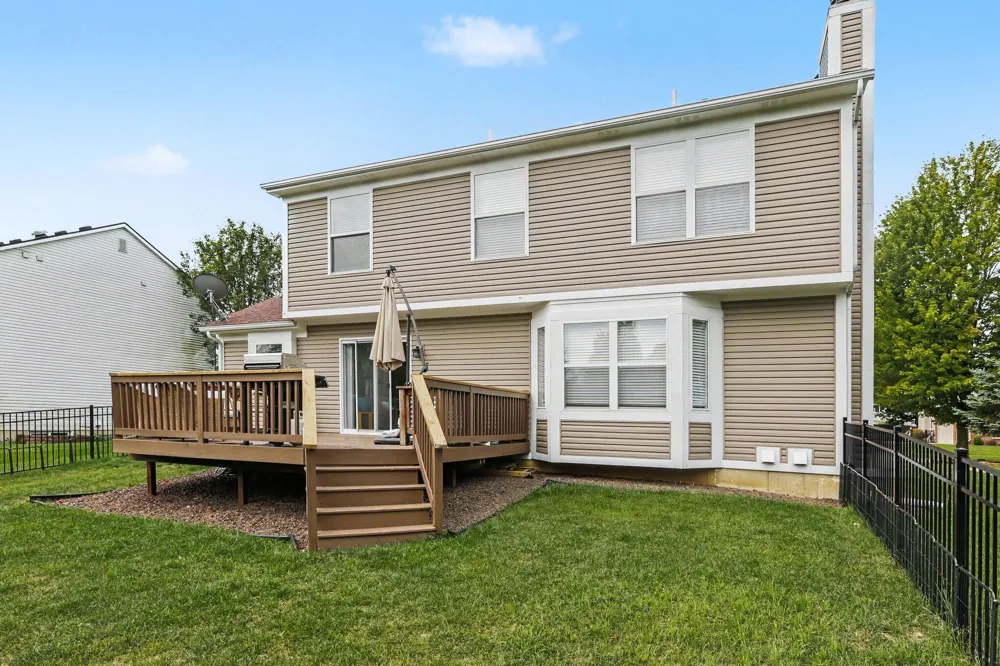 1362 Carston Lane Chelsea, MI 48118