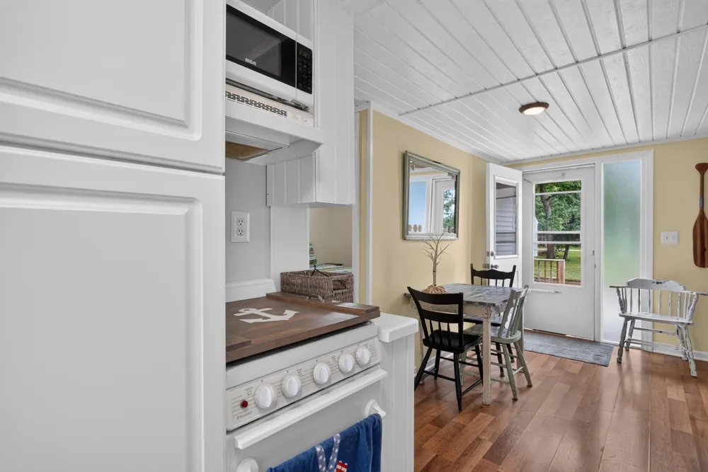 500 Wilbur Avenue Brooklyn, MI 49230