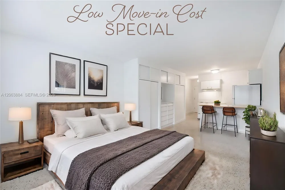 33 SALAMANCA AVE #2 FL Coral Gables, FL 33134