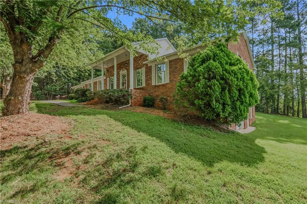 2160 Margaret Drive Mount Airy, NC 27030