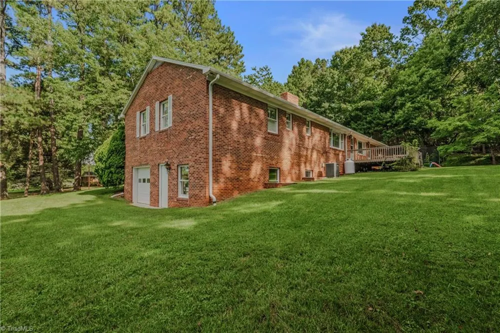 2160 Margaret Drive Mount Airy, NC 27030