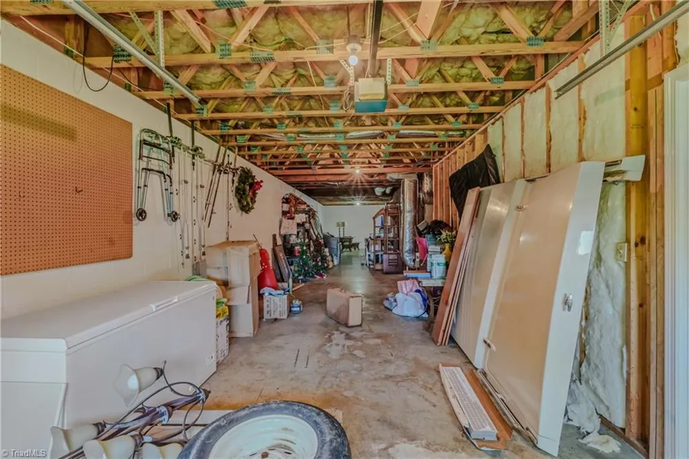 2160 Margaret Drive Mount Airy, NC 27030